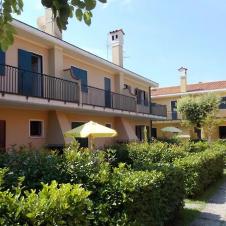 Cozy With Private Garden In * Bibione